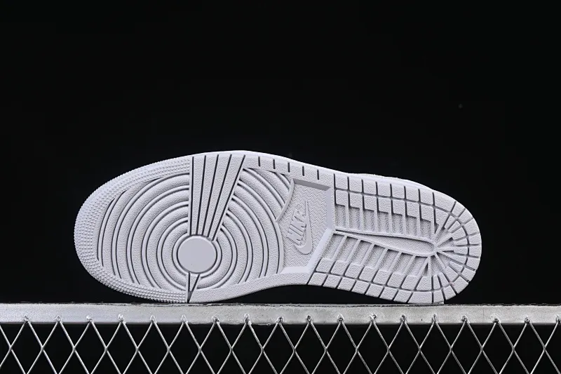 All categories Air Jordan Jordan series basketball shoes Air Jordan 1 Low Air Jordan 1 Low OG "Neutral Grey" AJ1 Joe 1 simple white gray low-top cultural casual sneakers CZ0775-100
